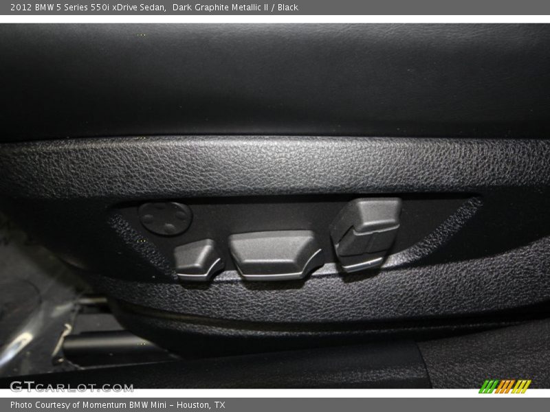 Controls of 2012 5 Series 550i xDrive Sedan