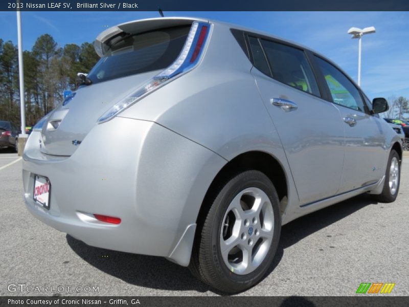 Brilliant Silver / Black 2013 Nissan LEAF SV