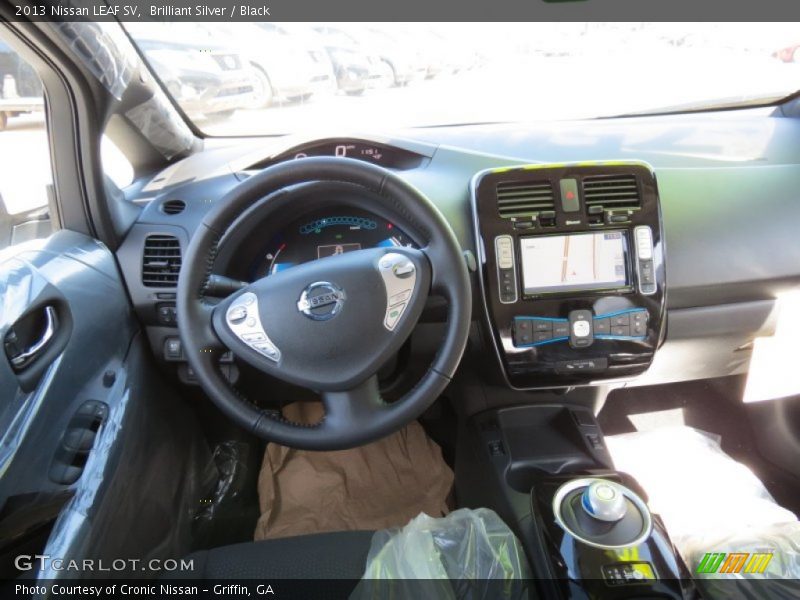Dashboard of 2013 LEAF SV