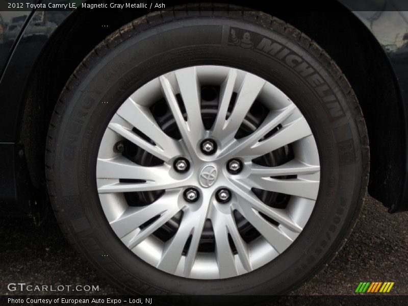 Magnetic Gray Metallic / Ash 2012 Toyota Camry LE