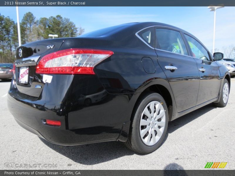 Super Black / Charcoal 2013 Nissan Sentra SV