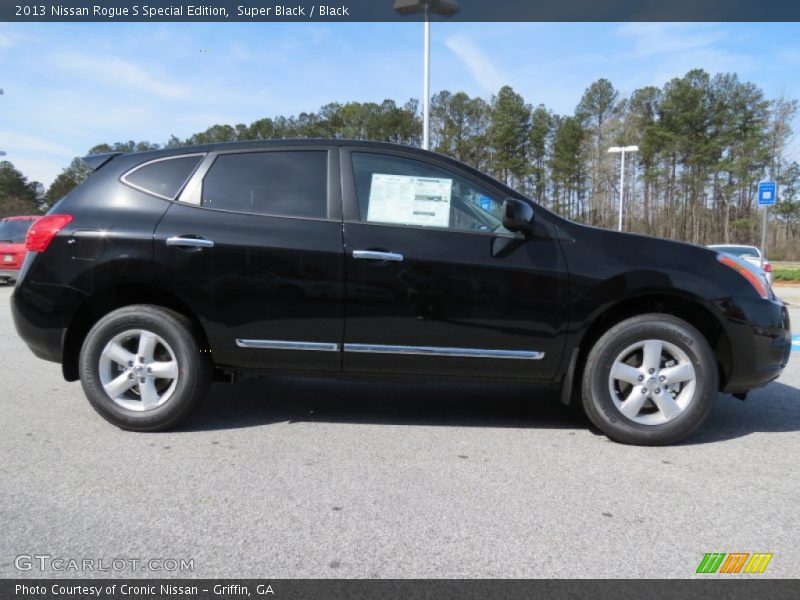 Super Black / Black 2013 Nissan Rogue S Special Edition
