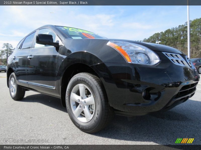 Super Black / Black 2013 Nissan Rogue S Special Edition