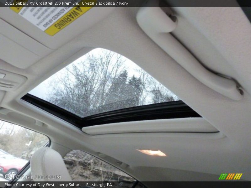 Sunroof of 2013 XV Crosstrek 2.0 Premium