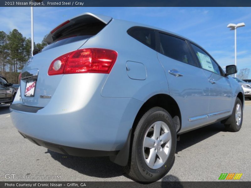 Frosted Steel / Gray 2013 Nissan Rogue S