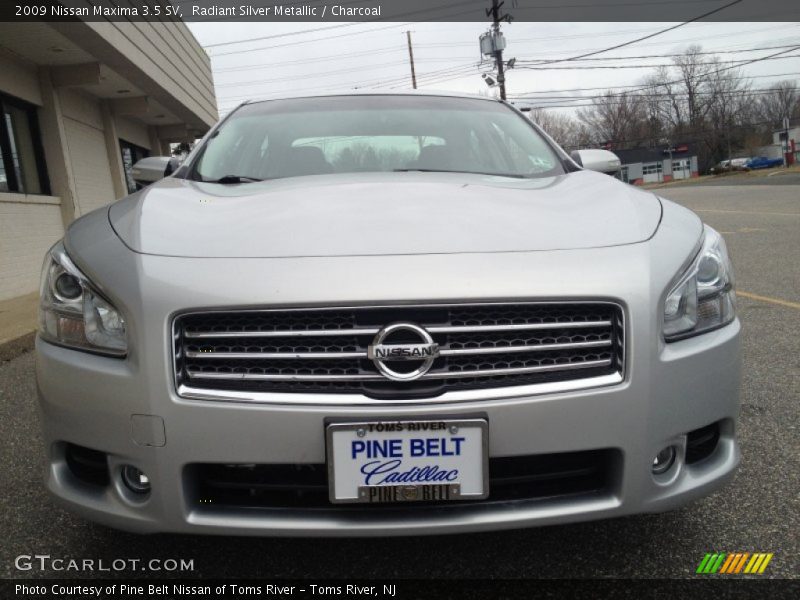 Radiant Silver Metallic / Charcoal 2009 Nissan Maxima 3.5 SV