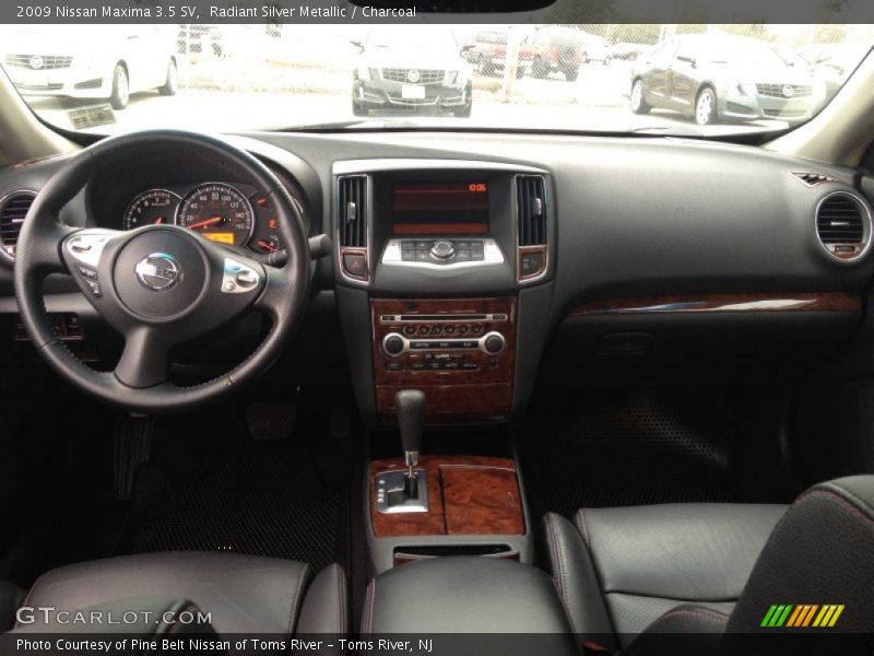 Dashboard of 2009 Maxima 3.5 SV