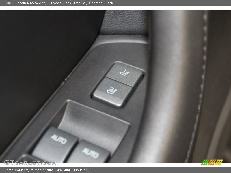 Tuxedo Black Metallic / Charcoal Black 2009 Lincoln MKS Sedan