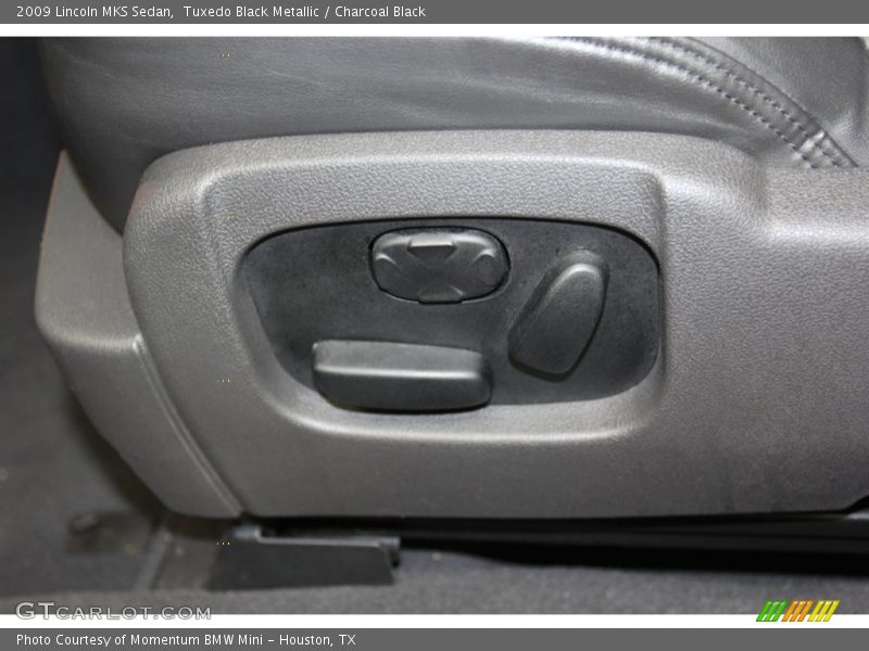 Tuxedo Black Metallic / Charcoal Black 2009 Lincoln MKS Sedan
