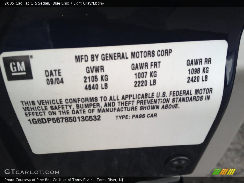 Blue Chip / Light Gray/Ebony 2005 Cadillac CTS Sedan