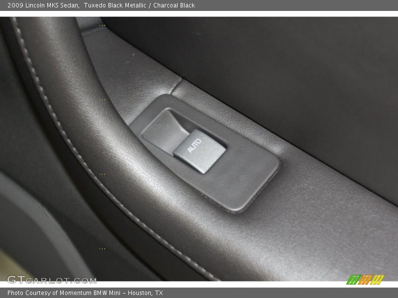 Tuxedo Black Metallic / Charcoal Black 2009 Lincoln MKS Sedan