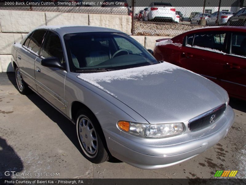 Front 3/4 View of 2000 Century Custom