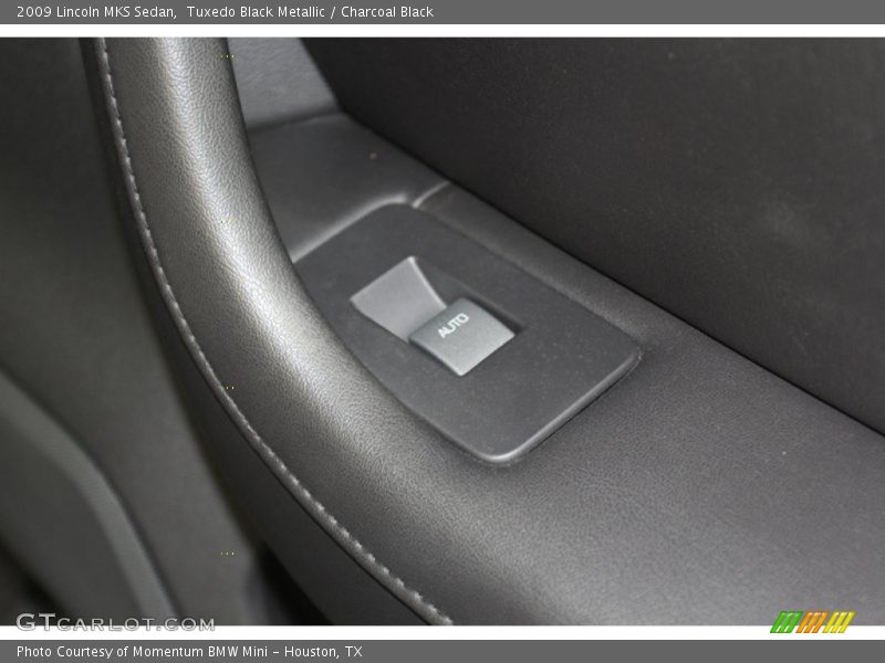 Tuxedo Black Metallic / Charcoal Black 2009 Lincoln MKS Sedan