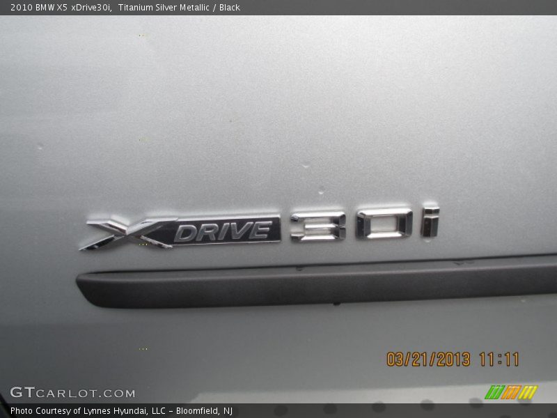 Titanium Silver Metallic / Black 2010 BMW X5 xDrive30i