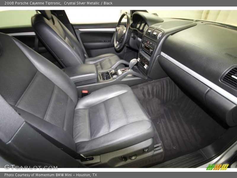 Front Seat of 2008 Cayenne Tiptronic