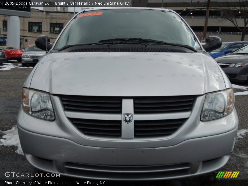 Bright Silver Metallic / Medium Slate Gray 2005 Dodge Caravan SXT