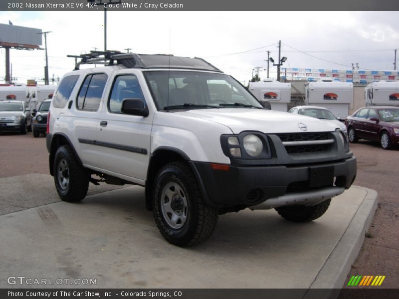 Cloud White / Gray Celadon 2002 Nissan Xterra XE V6 4x4