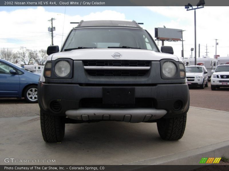 Cloud White / Gray Celadon 2002 Nissan Xterra XE V6 4x4
