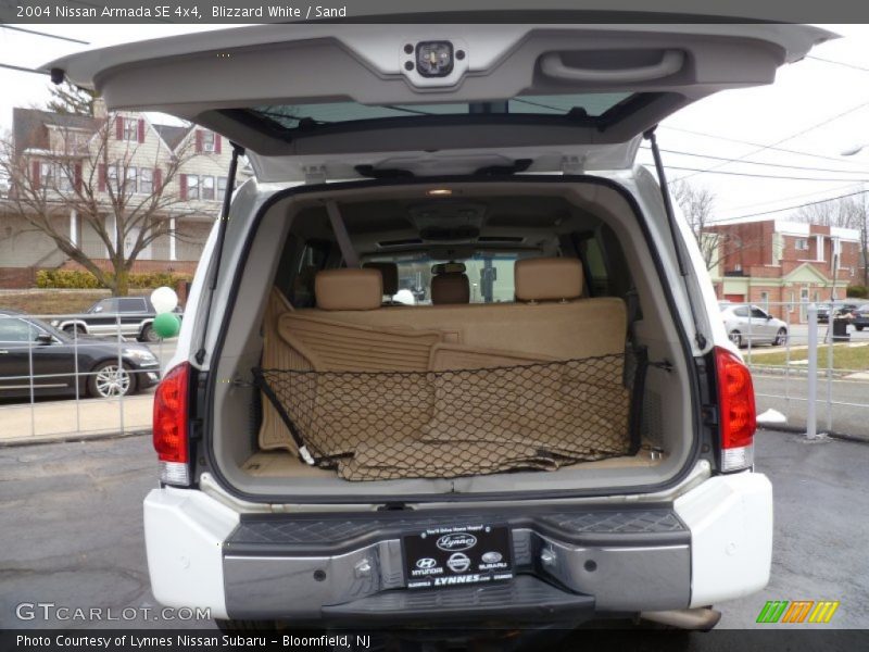 Blizzard White / Sand 2004 Nissan Armada SE 4x4