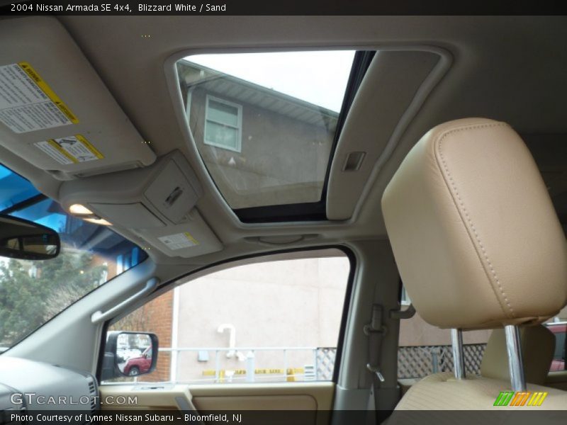 Blizzard White / Sand 2004 Nissan Armada SE 4x4