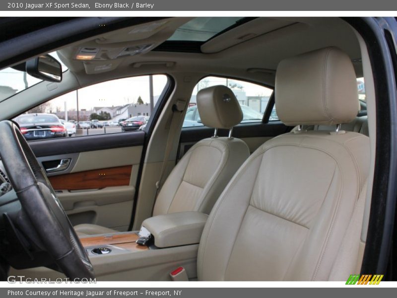 Ebony Black / Barley 2010 Jaguar XF Sport Sedan