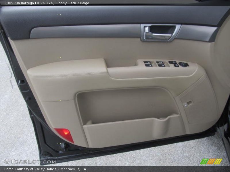 Ebony Black / Beige 2009 Kia Borrego EX V6 4x4