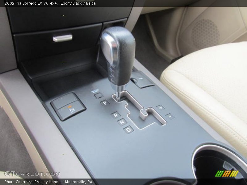 Ebony Black / Beige 2009 Kia Borrego EX V6 4x4