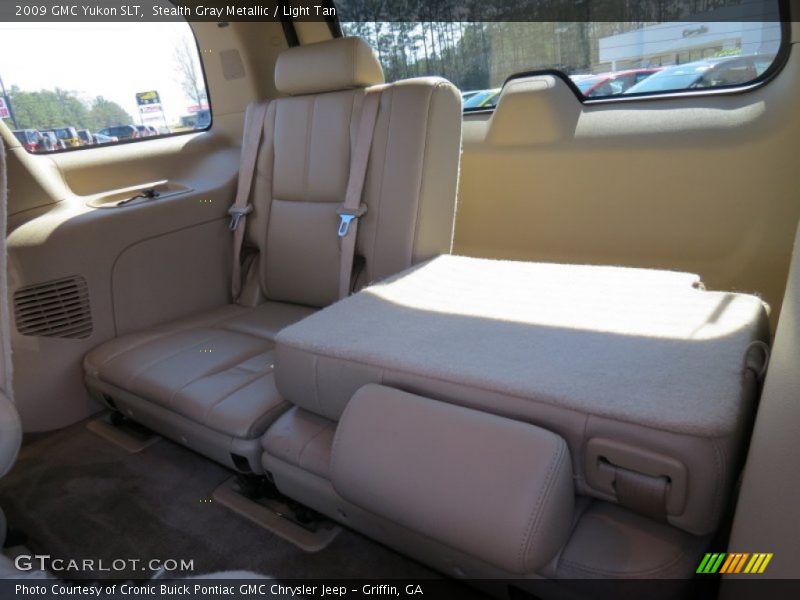 Stealth Gray Metallic / Light Tan 2009 GMC Yukon SLT