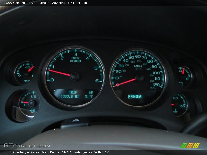 Stealth Gray Metallic / Light Tan 2009 GMC Yukon SLT