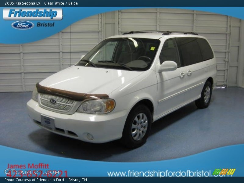 Clear White / Beige 2005 Kia Sedona LX