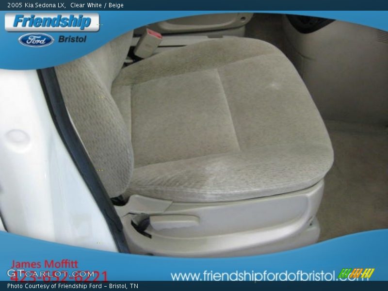 Clear White / Beige 2005 Kia Sedona LX