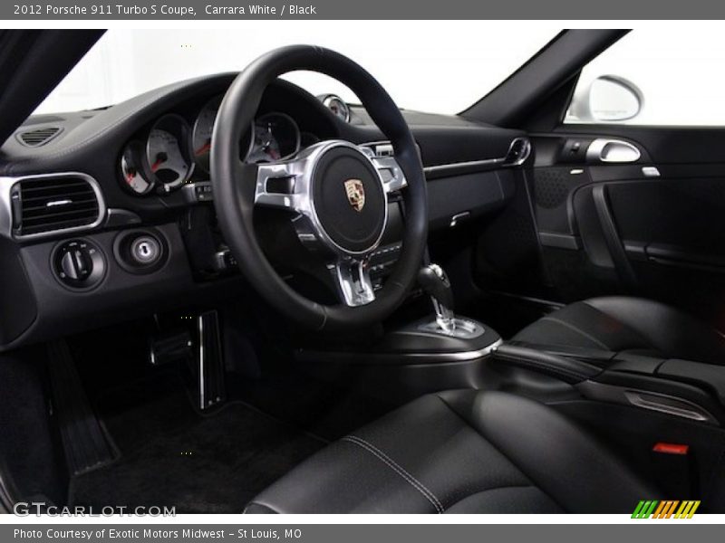 Dashboard of 2012 911 Turbo S Coupe