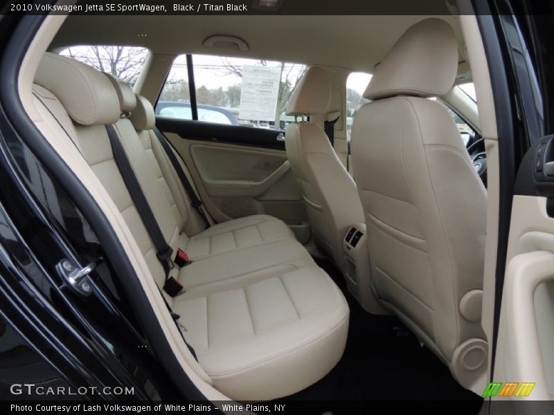 Black / Titan Black 2010 Volkswagen Jetta SE SportWagen