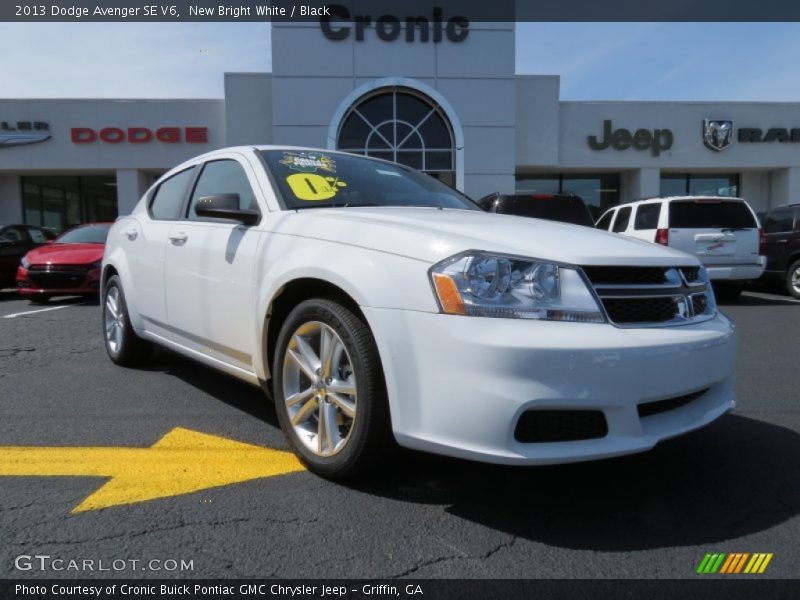 New Bright White / Black 2013 Dodge Avenger SE V6