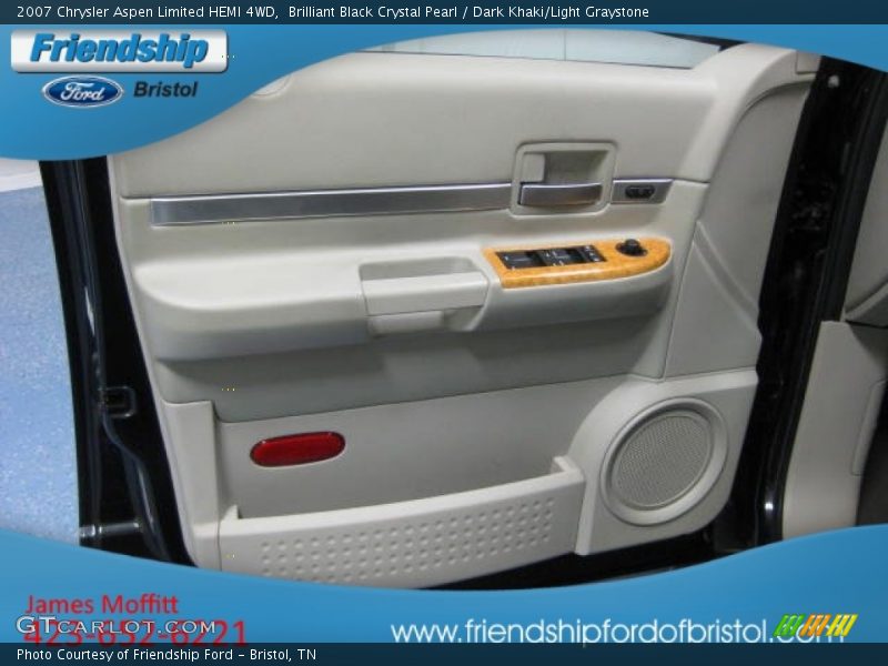 Brilliant Black Crystal Pearl / Dark Khaki/Light Graystone 2007 Chrysler Aspen Limited HEMI 4WD