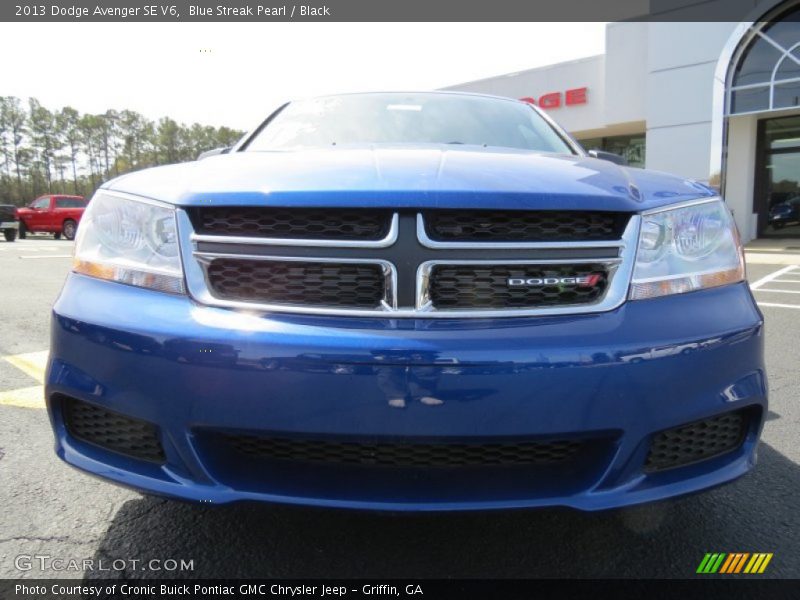 Blue Streak Pearl / Black 2013 Dodge Avenger SE V6