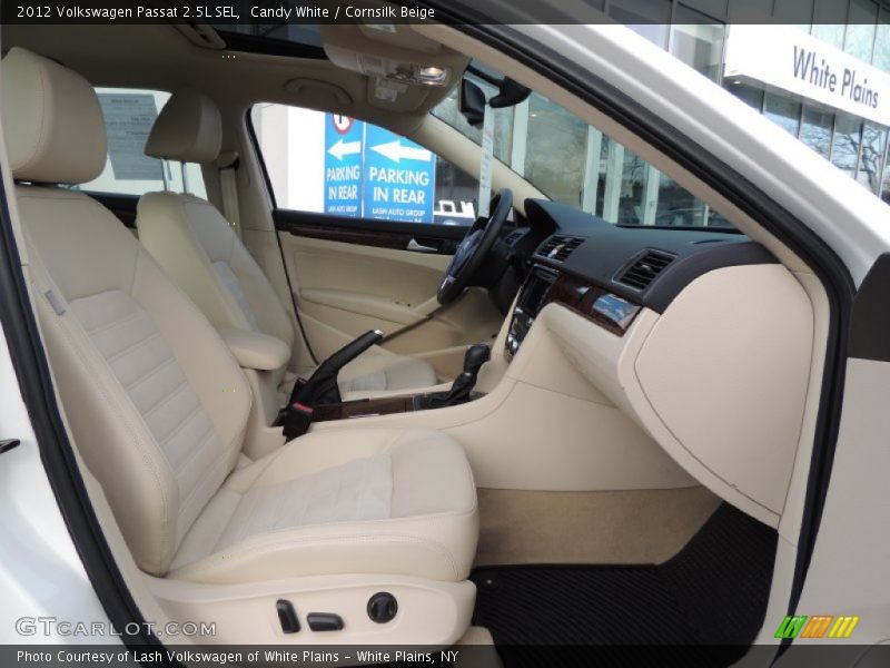 Candy White / Cornsilk Beige 2012 Volkswagen Passat 2.5L SEL
