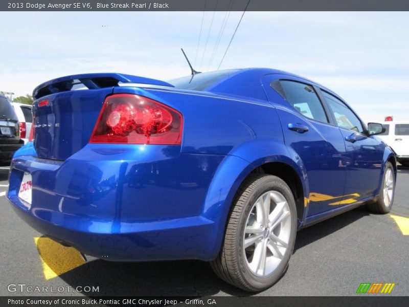Blue Streak Pearl / Black 2013 Dodge Avenger SE V6