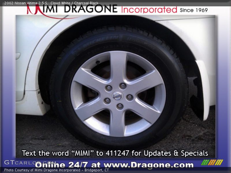 Cloud White / Charcoal Black 2002 Nissan Altima 2.5 S