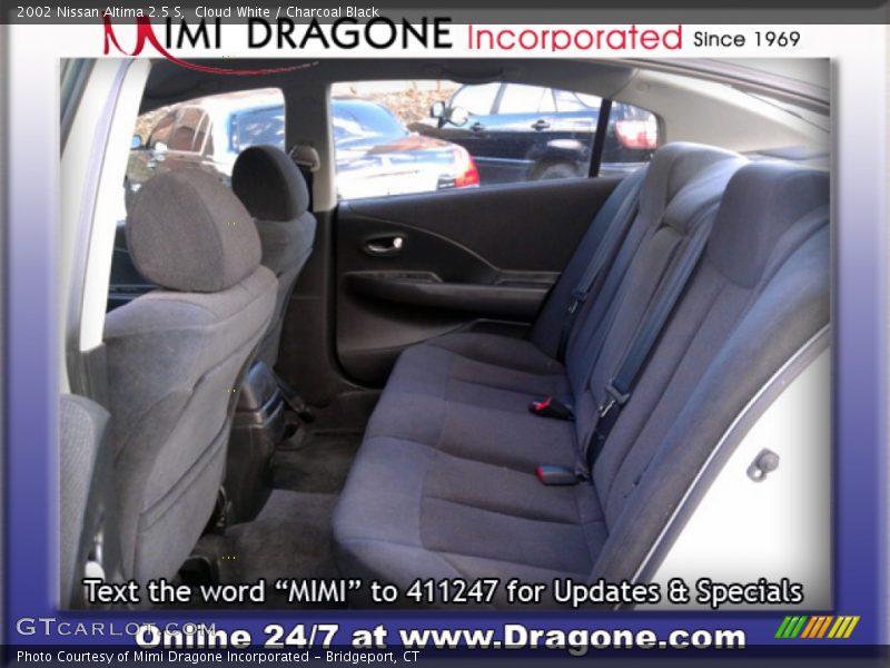 Cloud White / Charcoal Black 2002 Nissan Altima 2.5 S