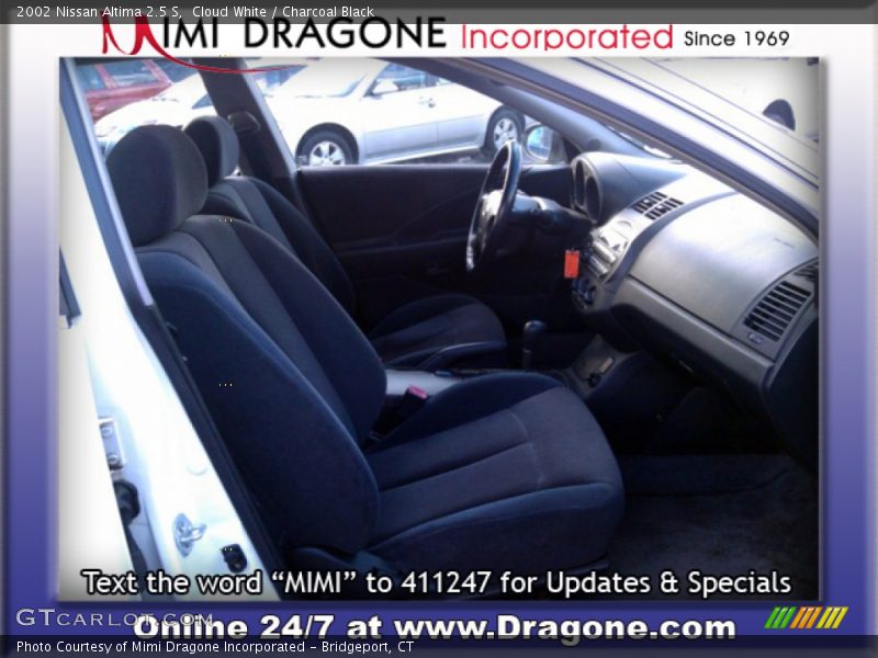 Cloud White / Charcoal Black 2002 Nissan Altima 2.5 S