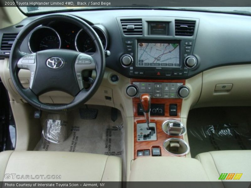 Black / Sand Beige 2010 Toyota Highlander Limited 4WD