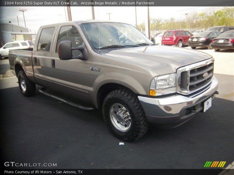 Arizona Beige Metallic / Medium Parchment 2004 Ford F250 Super Duty XLT Crew Cab