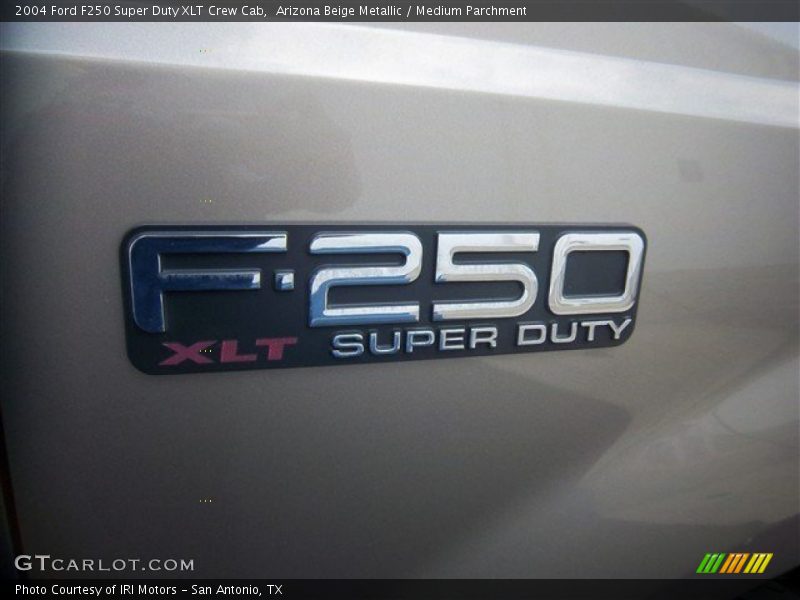 Arizona Beige Metallic / Medium Parchment 2004 Ford F250 Super Duty XLT Crew Cab