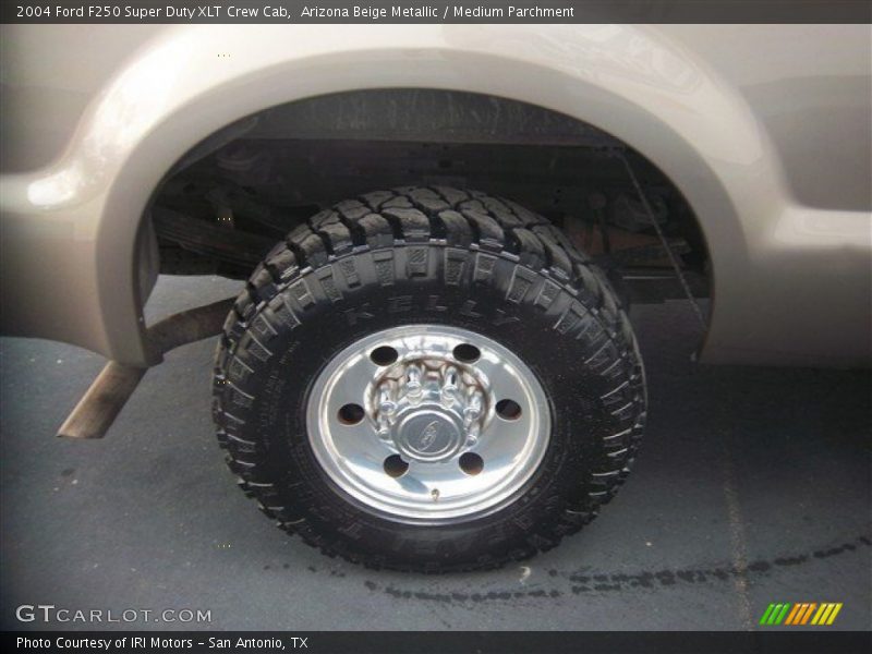 Arizona Beige Metallic / Medium Parchment 2004 Ford F250 Super Duty XLT Crew Cab