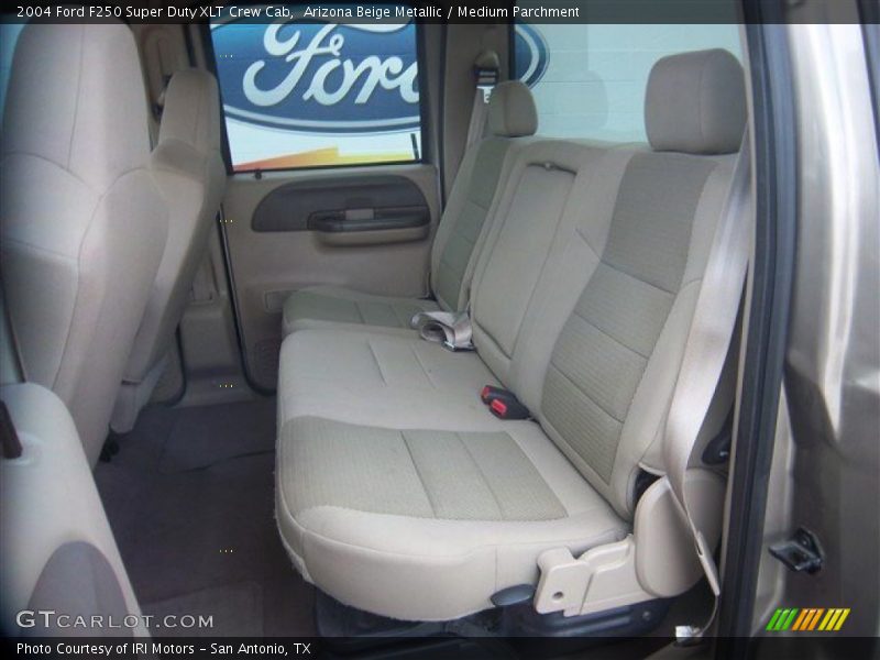 Arizona Beige Metallic / Medium Parchment 2004 Ford F250 Super Duty XLT Crew Cab