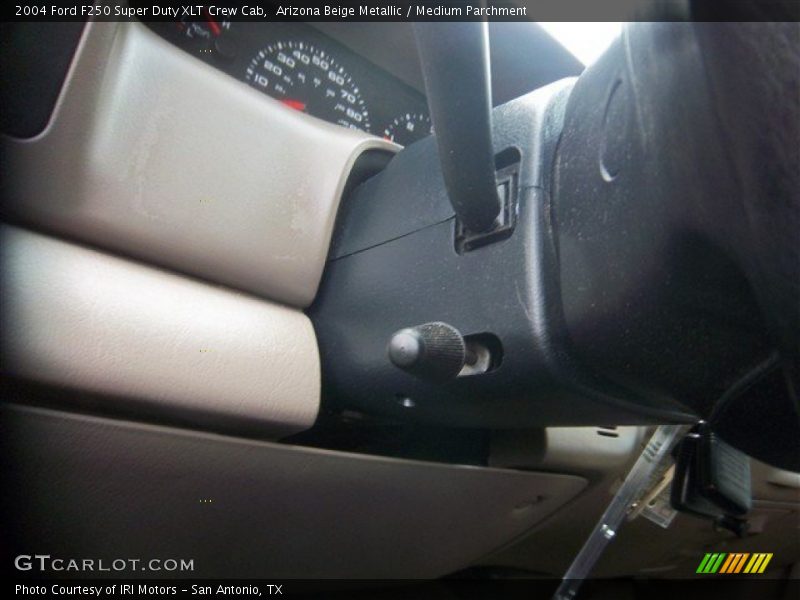 Arizona Beige Metallic / Medium Parchment 2004 Ford F250 Super Duty XLT Crew Cab