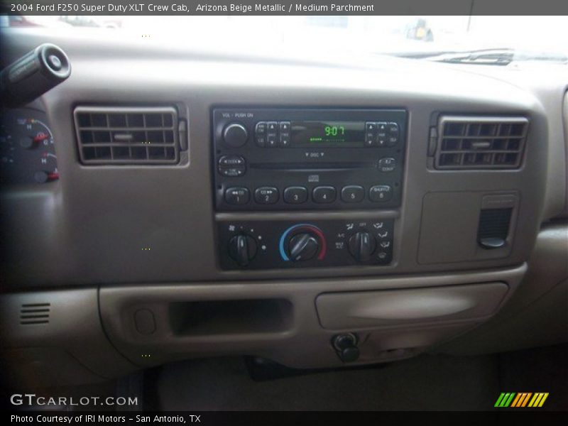 Arizona Beige Metallic / Medium Parchment 2004 Ford F250 Super Duty XLT Crew Cab