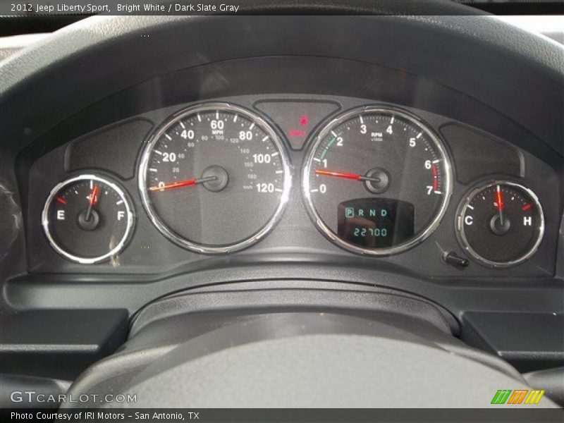 Bright White / Dark Slate Gray 2012 Jeep Liberty Sport