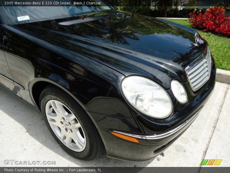 Black / Charcoal 2005 Mercedes-Benz E 320 CDI Sedan